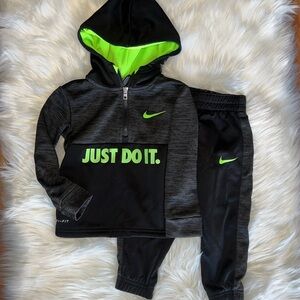 NIKE Dri-Fit Sportswear Boys Jacket & Pants Set